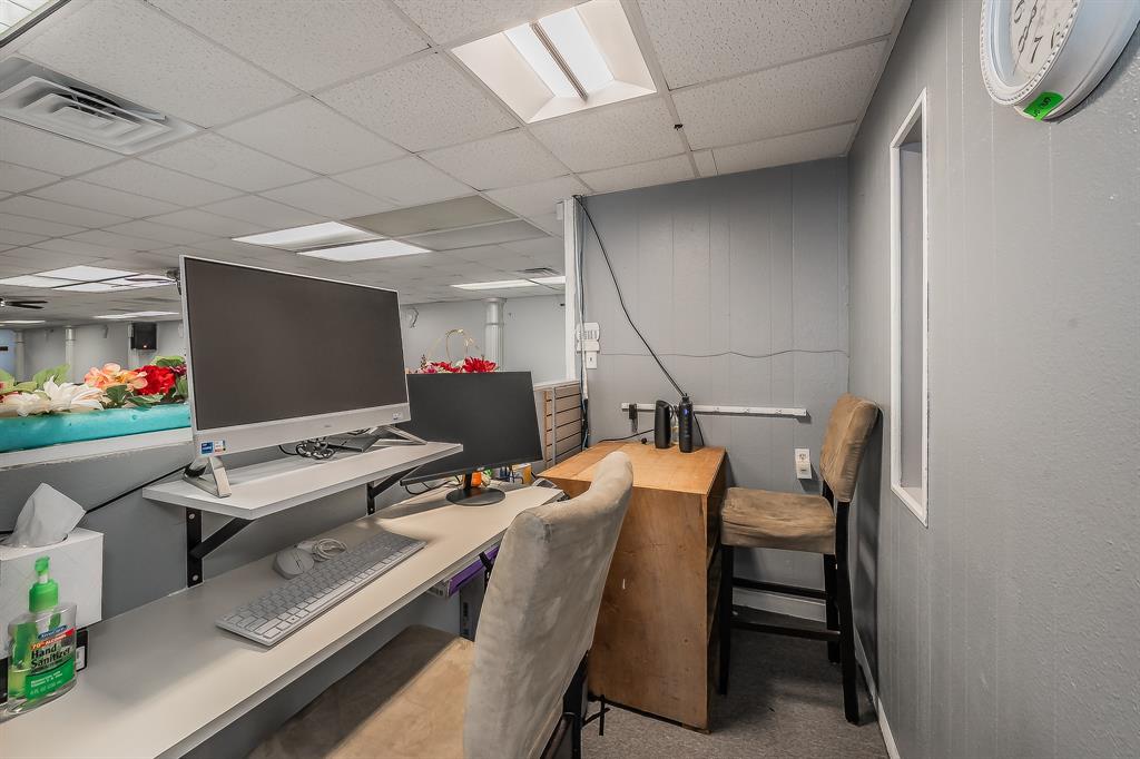 Homeland Add - Commercial Sale