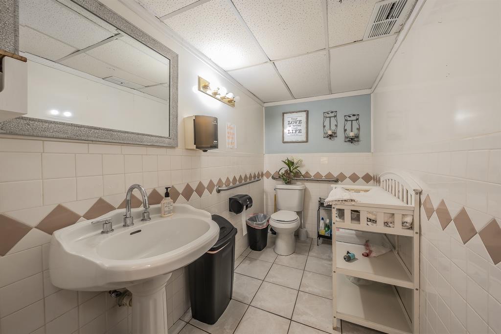 Homeland Add - Commercial Sale