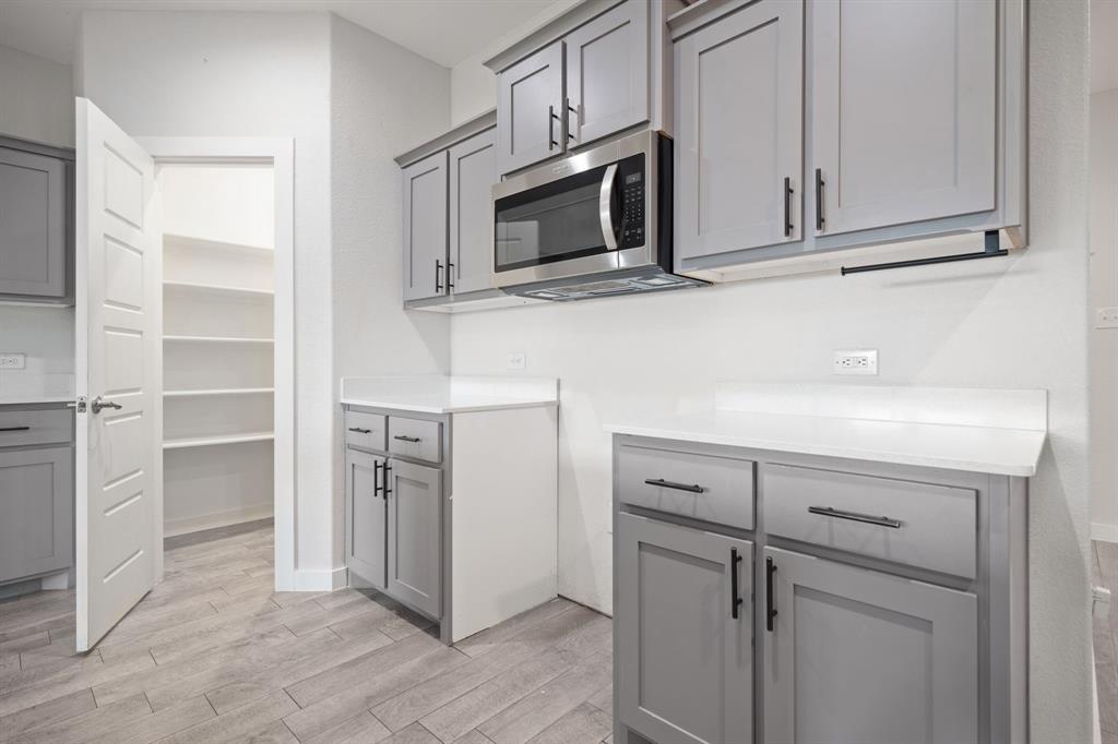 1521 Forest Park Drive