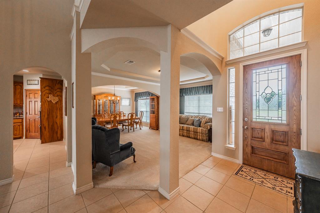 1424 Bassett Hound Drive