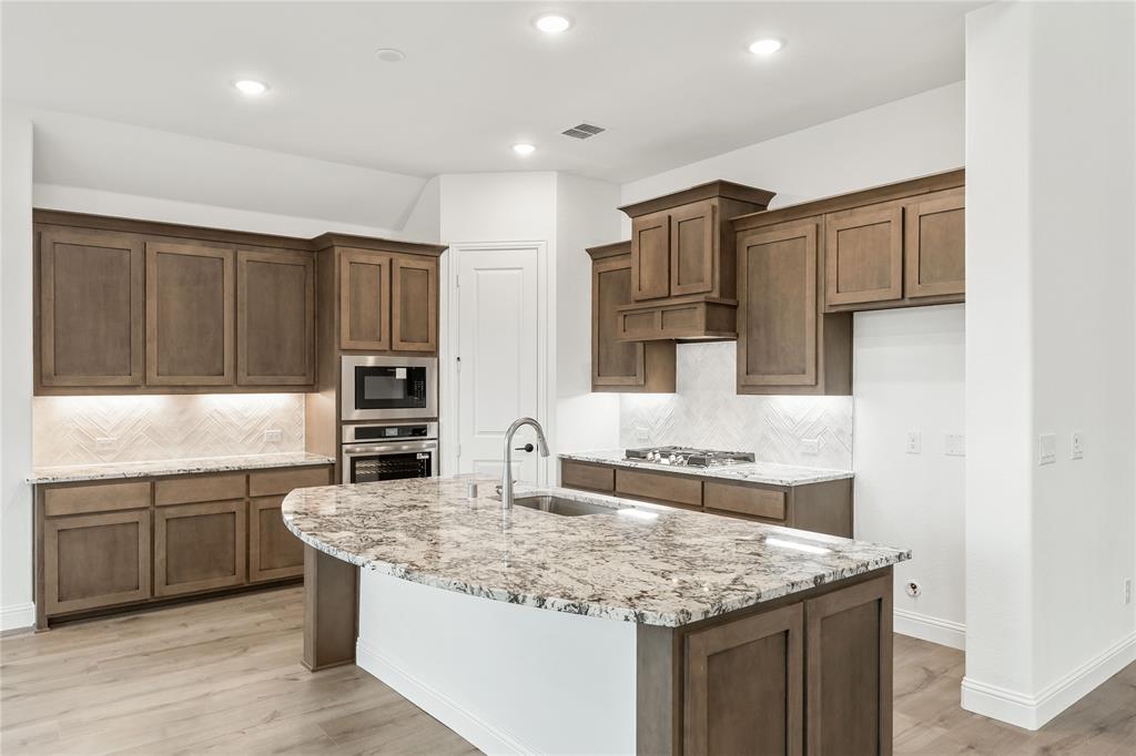 Stone River Glen 60s - Residential