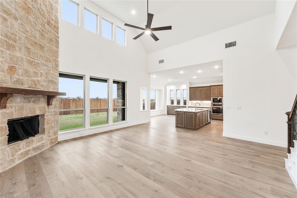 Stone River Glen 60s - Residential