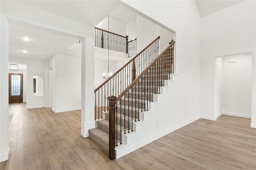 Stone River Glen 60s - Residential