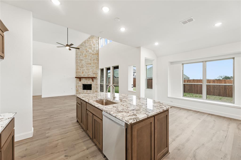 Stone River Glen 60s - Residential