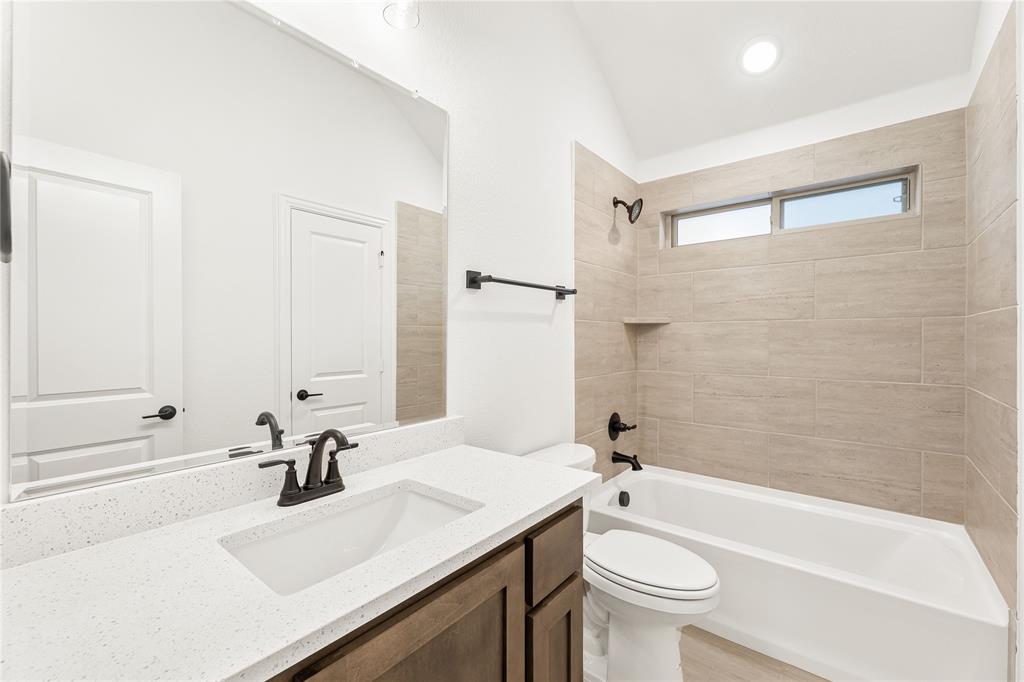 Stone River Glen 60s - Residential