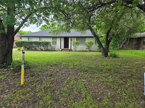 Photo of 4210 Main Street, Rowlett, TX 75088 (MLS # 21242246)