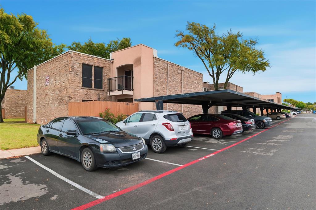 Woodhaven Condo - Residential