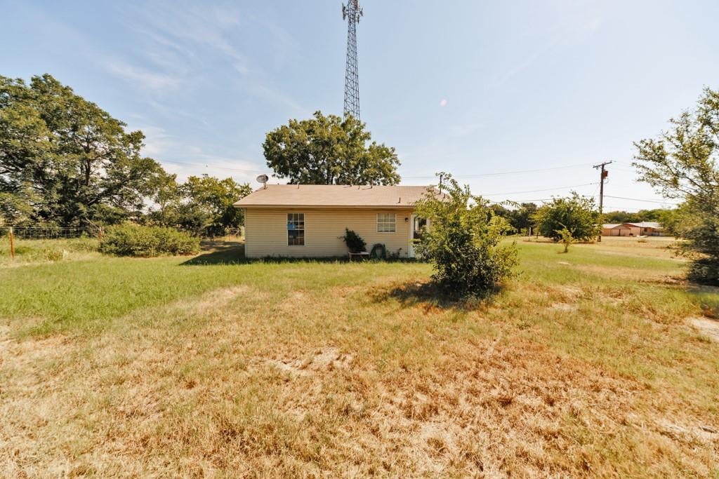 Photo of 304 Missouri Street, Bowie, TX 76230 (MLS # 21350449)