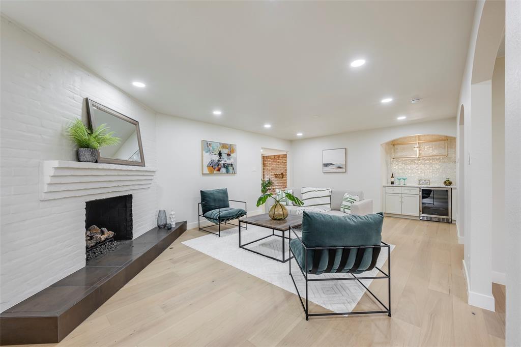 Eastwood 04 - Residential