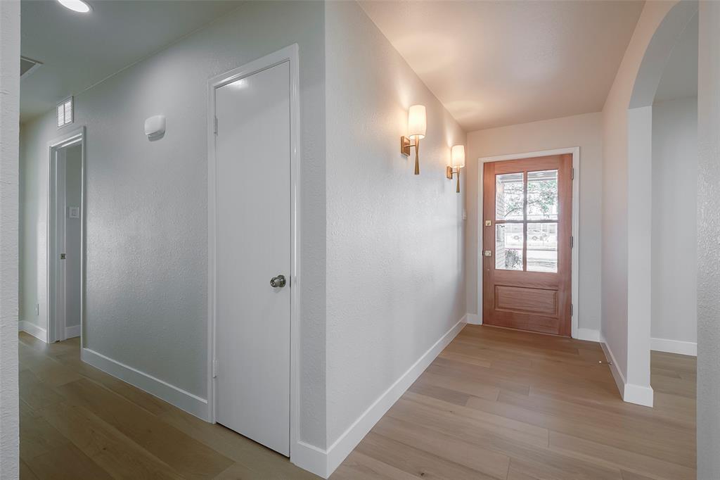 Eastwood 04 - Residential