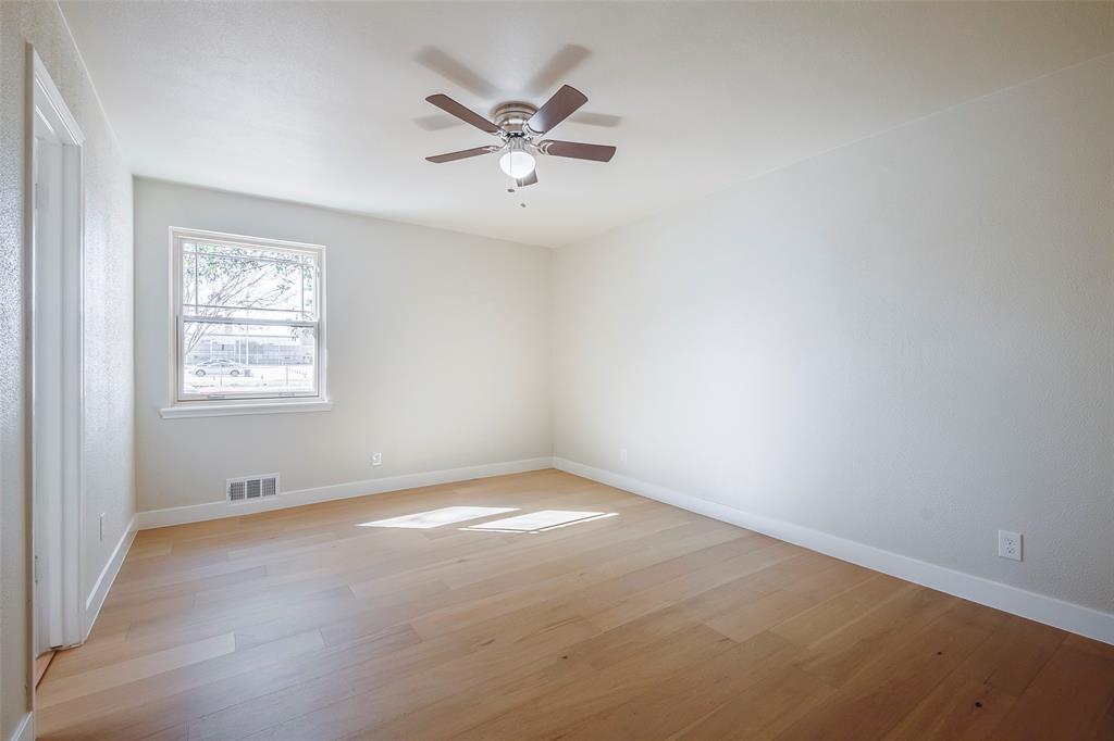 Eastwood 04 - Residential