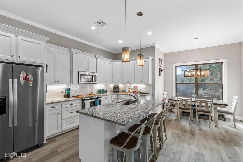 Shreveport, Louisiana 71129, United States, 4 Bedrooms Bedrooms, ,2 BathroomsBathrooms,Residential,Active,23641