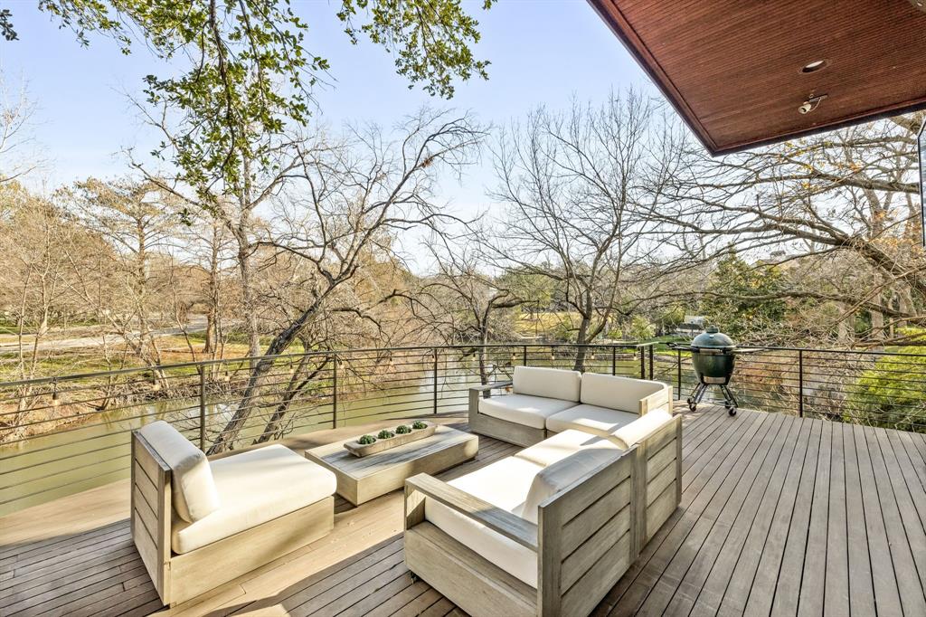 3520 Blackburn Street