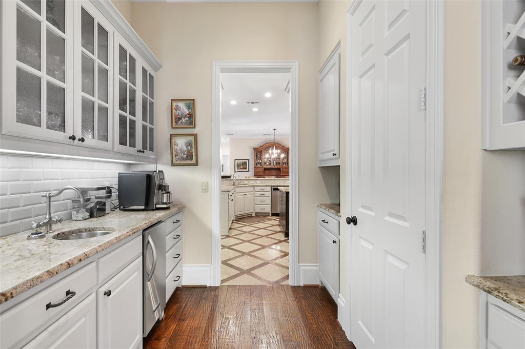 Jackson Heights 02 - Residential