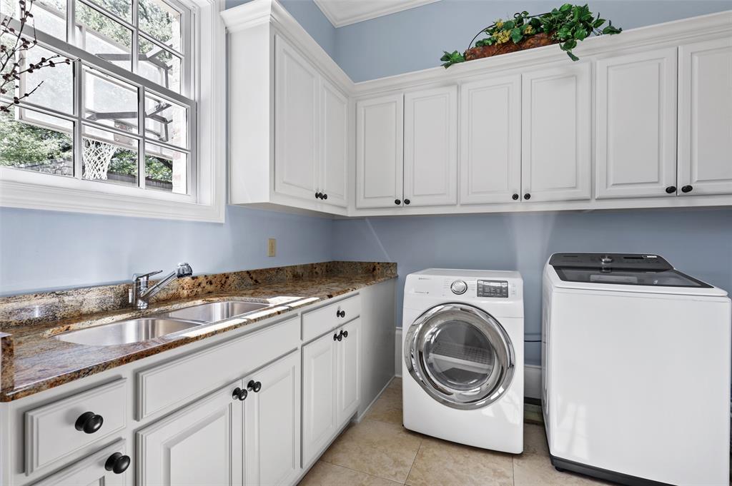 Jackson Heights 02 - Residential