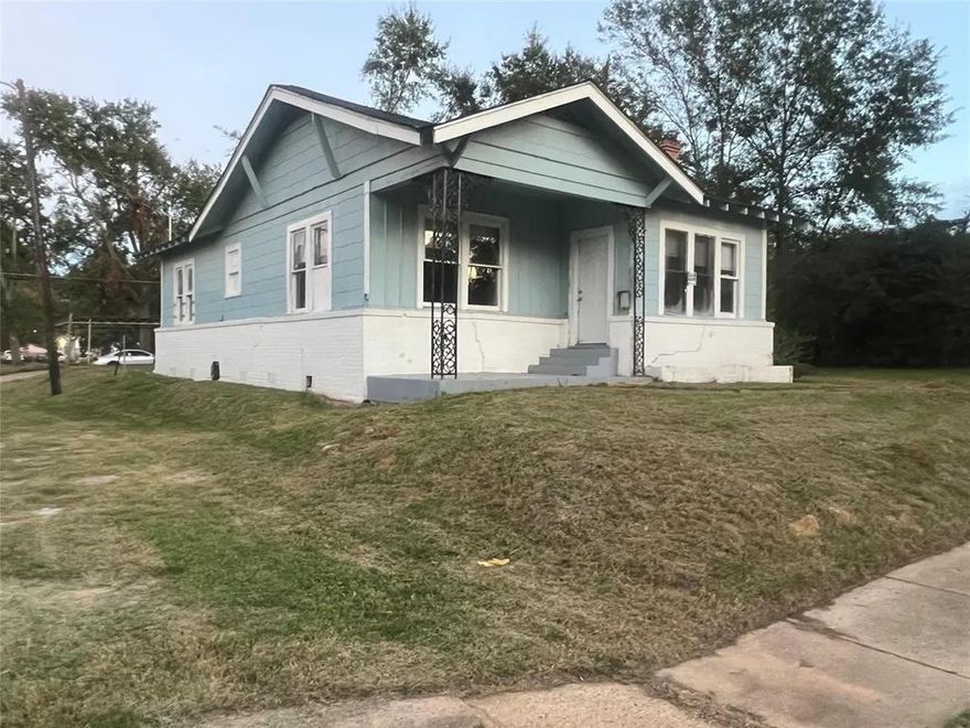 Investor Opportunity – Portfolio Available!

Turnkey investment property with tenant in place generating $850month in rental income. This property is part of a 3-property investment portfolio, all available for purchase individually or as a package.

Portfolio includes:
323 Kelly St (MLS #21223458)
3201 Boss Ave (MLS #21223475)
7041 Penny St (MLS #21223523)

All properties are currently occupied, offering immediate cash flow with no vacancy downtime. Excellent opportunity for investors looking to expand an existing portfolio or acquire multiple income-producing properties at once.

Seller is open to selling individually or as a package. Package pricing and details available upon request.