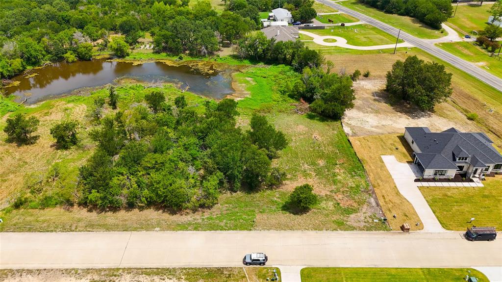 3928 Southern Oaks Drive