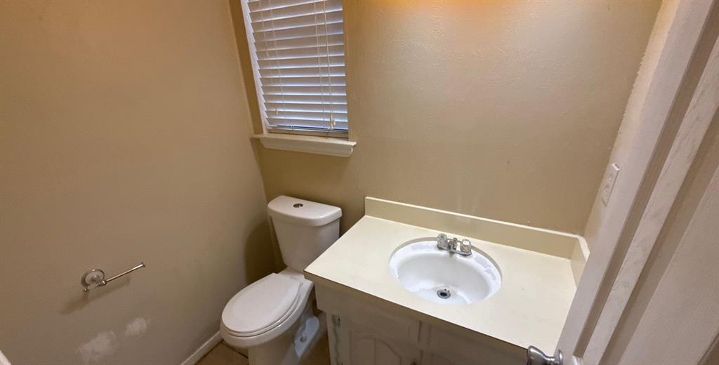 Kiest Vly 01 Instl - Residential