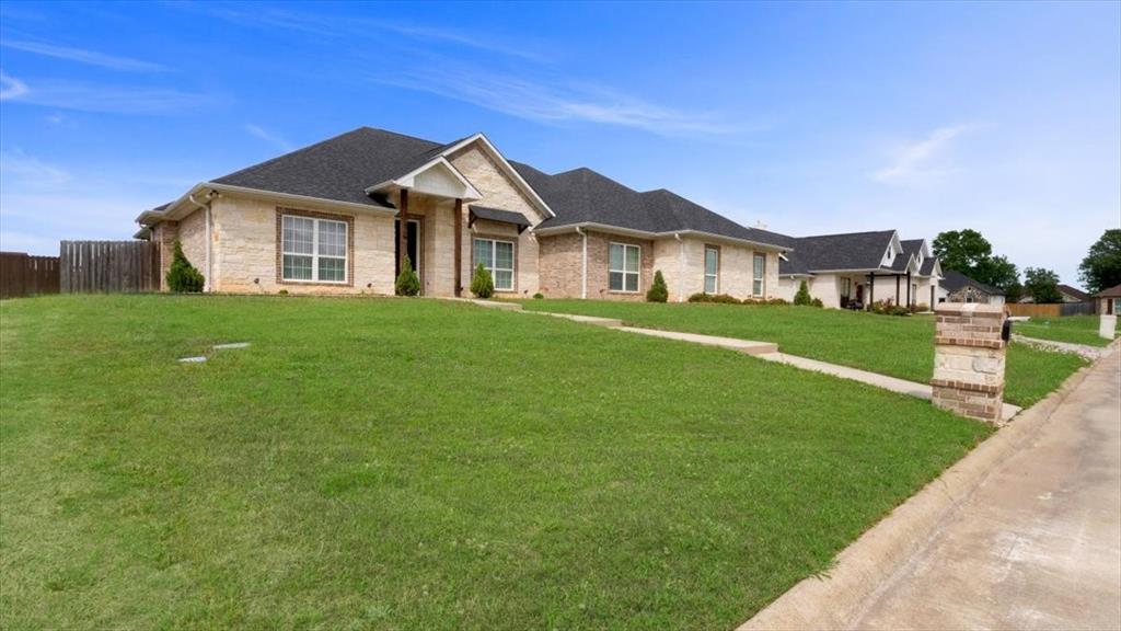 1005 Stone Bridge Street