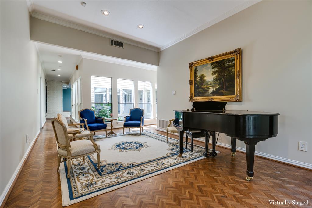 Windsor Place - Residential