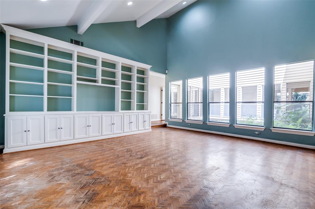 Windsor Place - Residential