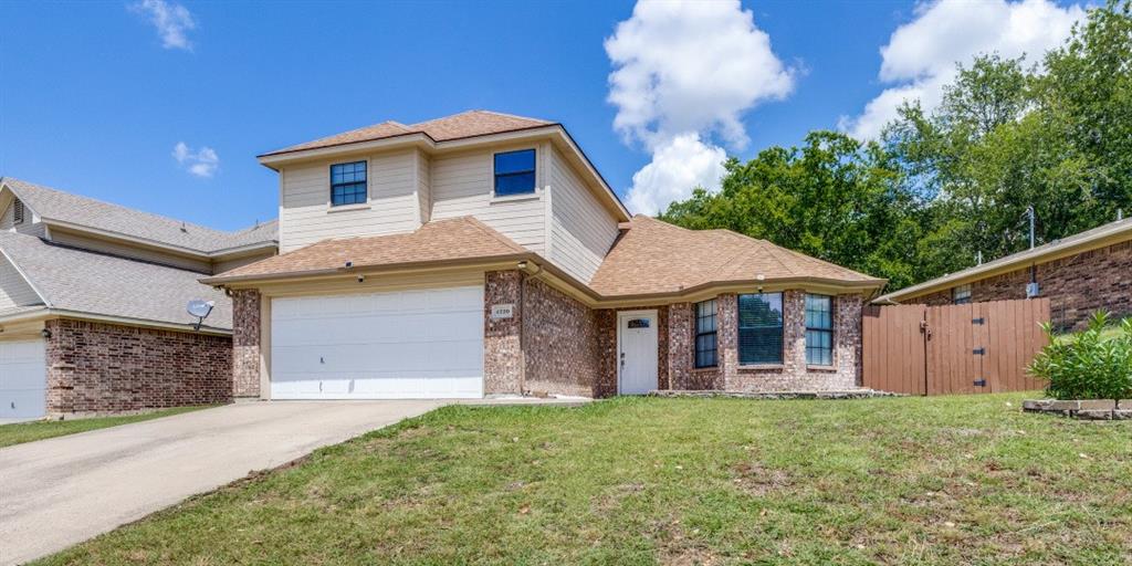 4220 Canyon Trail