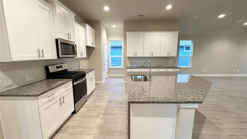 10625 ZIRCON Lane