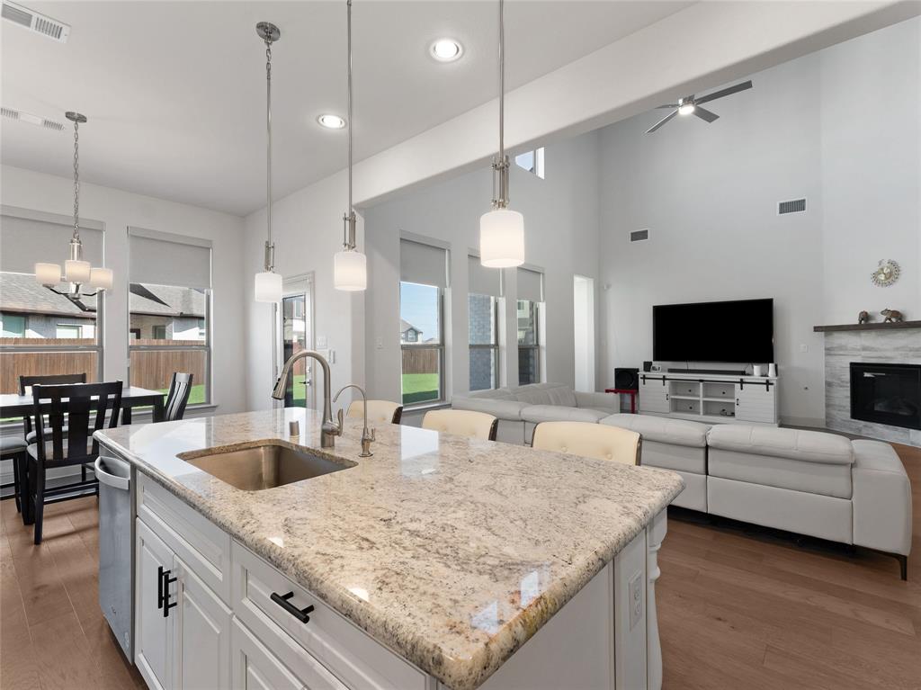 Woodbridge Ph 22c - Residential