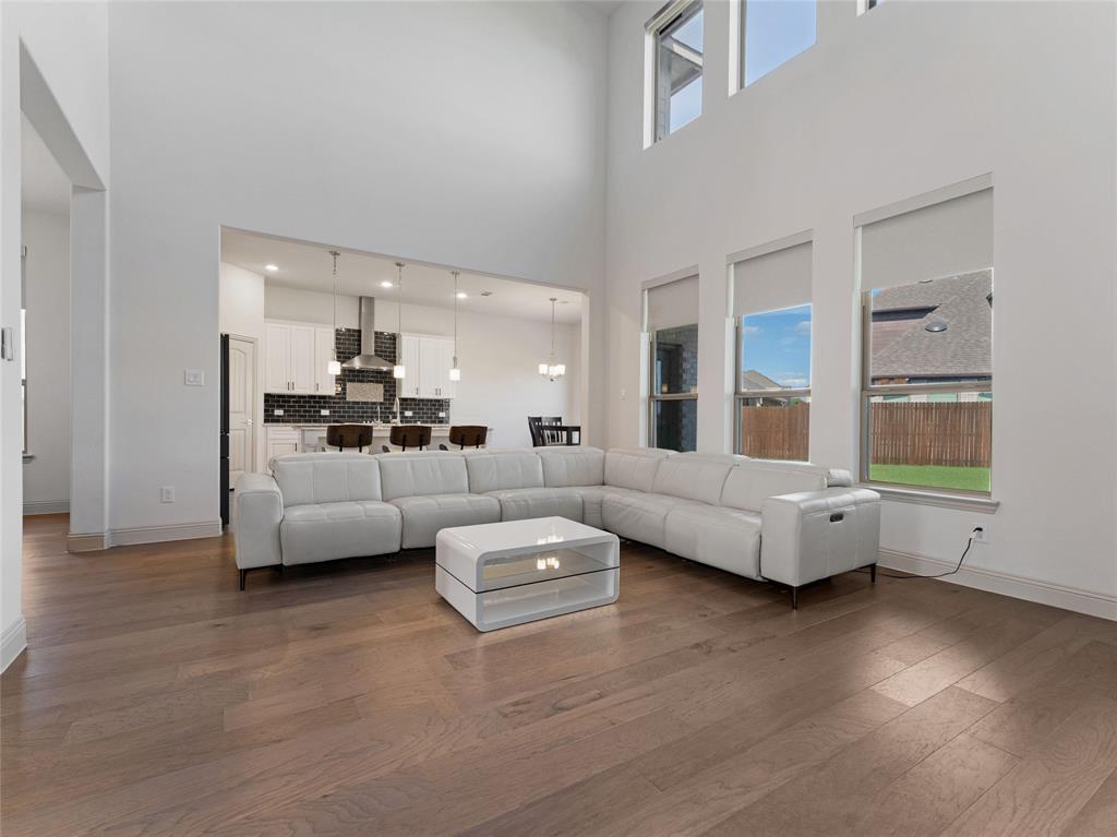 Woodbridge Ph 22c - Residential