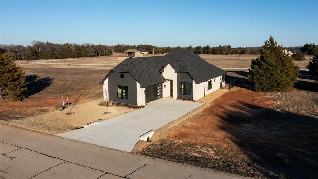 115 Palisades Drive