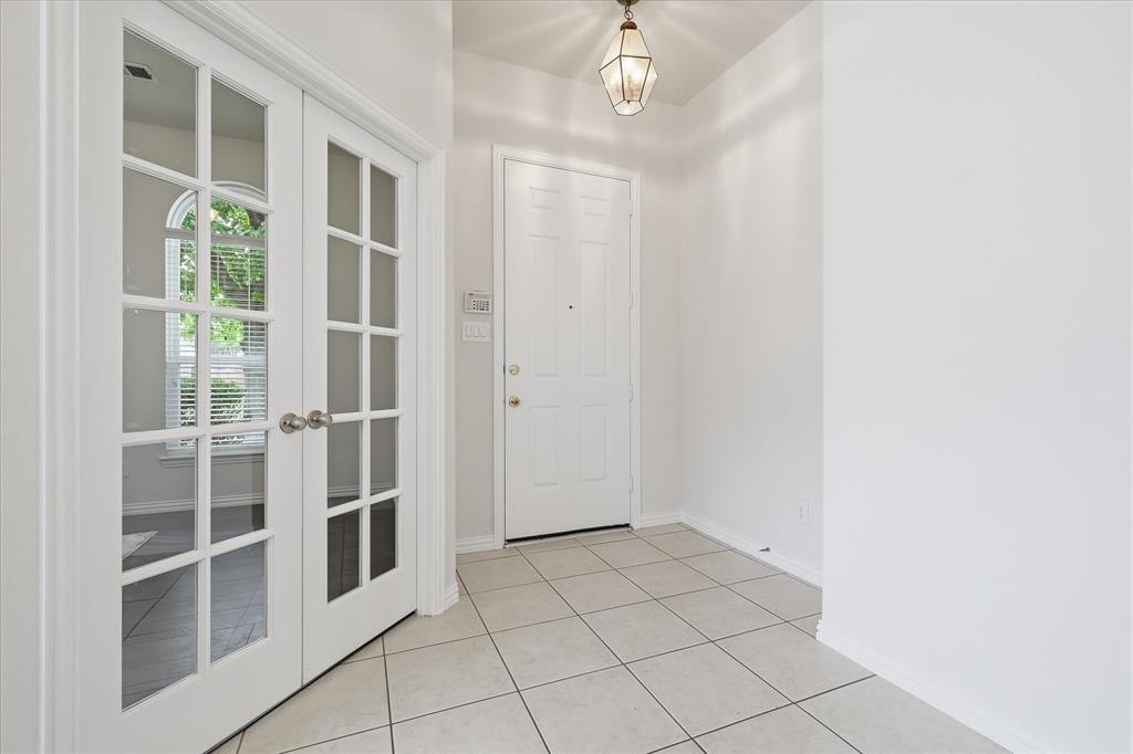 2432 Chesterwood Drive
