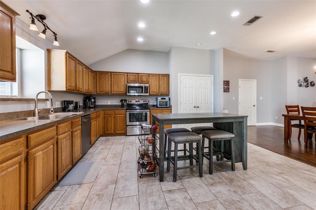 Oaks 02 - Residential