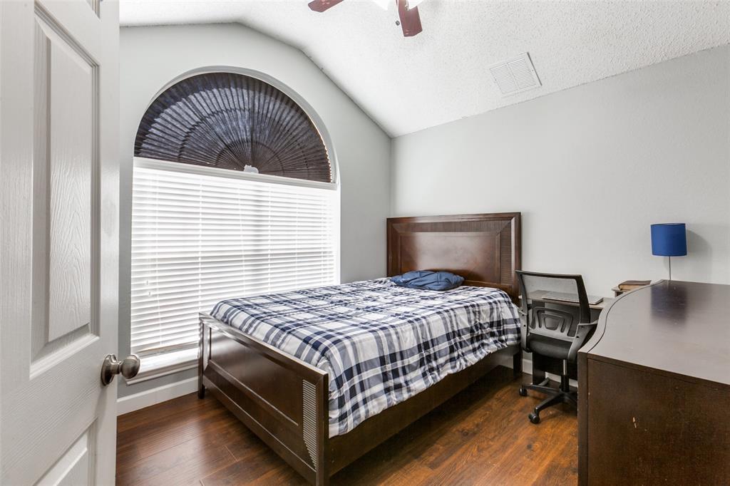 Oaks 02 - Residential