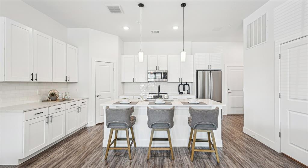 3800 W Lamberth Road 2601
