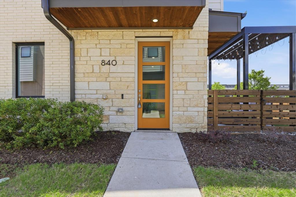 840 Cavitt Court