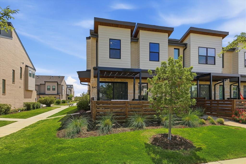 840 Cavitt Court