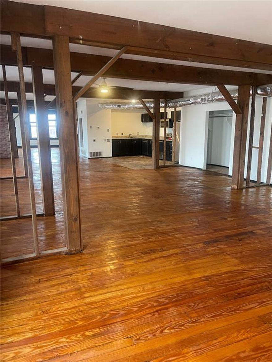 *** *** IMMEDIATE MOVE IN SPECIAL HALF OFF FIRST- AND SECOND-MONTH RENT FOR QUALIFIED APPLICANTS******

Welcome to the Spacious Open Floorplan Loft in 'The Cedars' Neighborhood in Downtown Dallas. This one-bedroom, one-bathroom loft-style apartment is located in the heart of Dallas, TX, offering a unique blend of comfort and style. The apartment features NEWLY REPLENISHED hardwood floors, granite counters, and large windows that flood the space with natural light. The open floor plan provides ample space, while the loft-style bedroom adds a touch of modern sophistication. The apartment complex is pet-friendly and boasts a beautiful courtyard for residents to enjoy. For your convenience, the apartment comes with covered parking and secure entry. Additionally, it offers full-size washer and dryer connections for your laundry needs. The bathroom is equipped with a tub-shower combo, perfect for a relaxing soak after a long day. Experience the charm of living in a boutique complex in the vibrant Cedars neighborhood. This is not just an apartment, it's a lifestyle, call today to schedule a tour of this unique unit and don't forget to mention our DEPOSIT FREE OPTIONS!