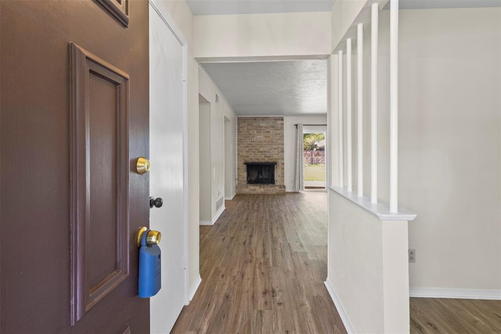 738 Kingswood Avenue