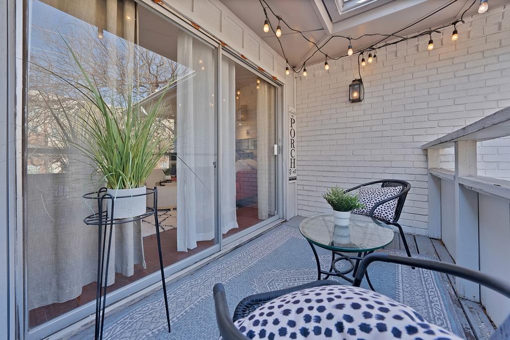 Los Nogales Condo - Residential