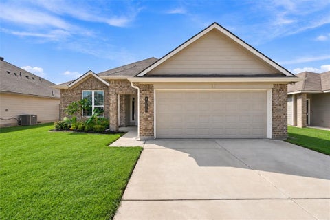 Photo of 4033 Centerfire Road, Waco, TX 76705 (MLS # 21386651)