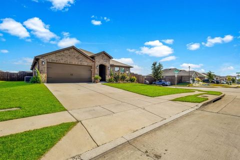 Photo of 739 Meadow Creek Lane, Josephine, TX 75189 (MLS # 21096322)