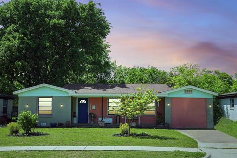 5621 Dennis Avenue Fort Worth TX 76114