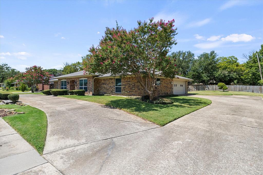 4001 Keele Drive
