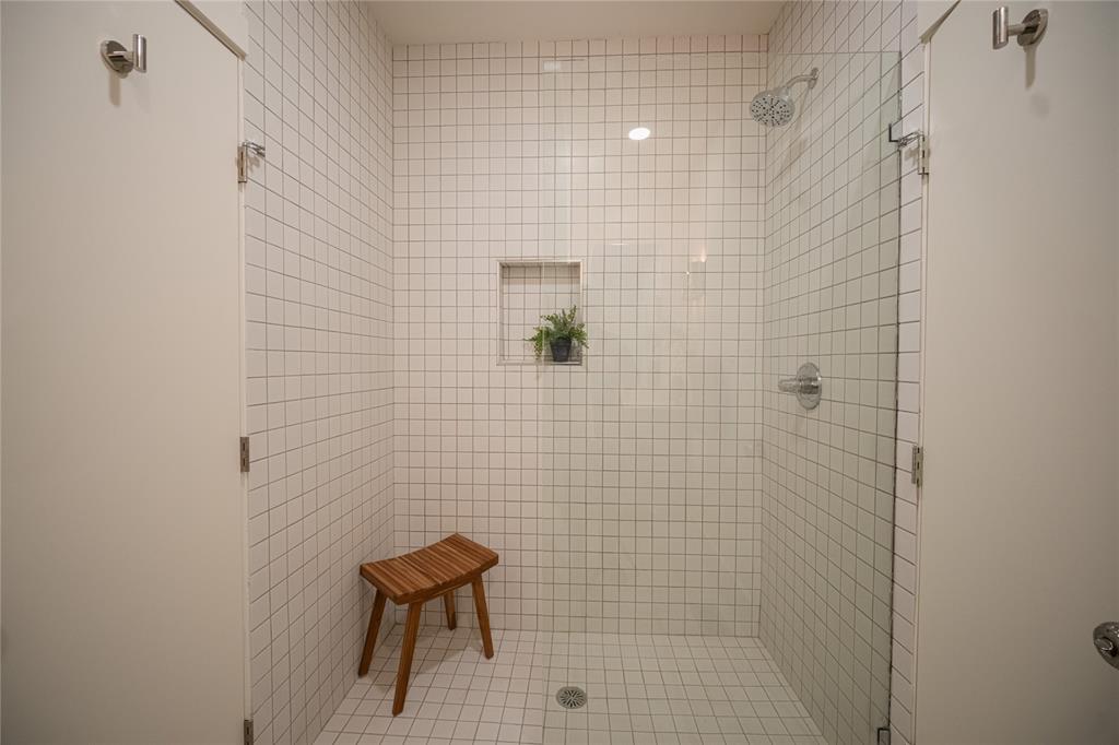 Oak Lawn Heights - Residential