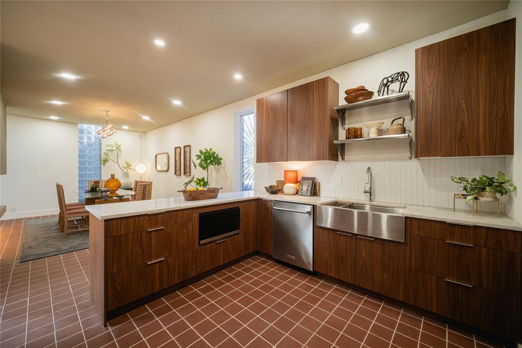 Oak Lawn Heights - Residential