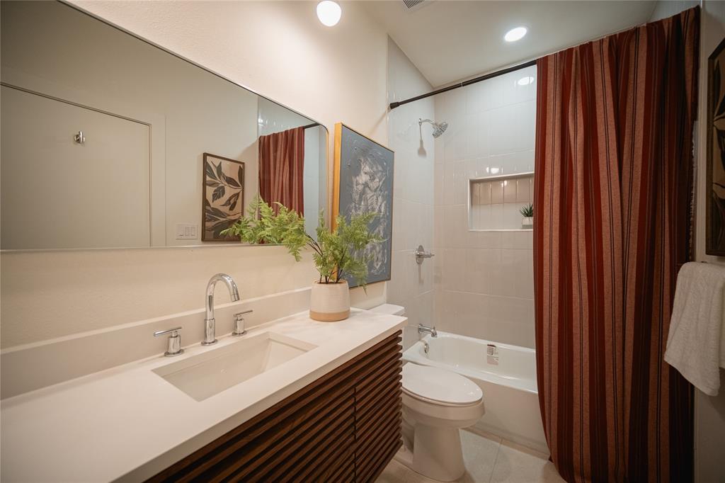 Oak Lawn Heights - Residential