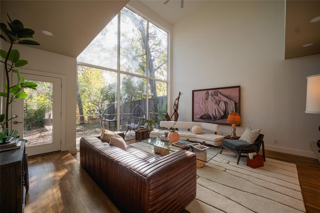 Oak Lawn Heights - Residential