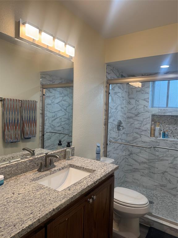 Royal Oaks Condo - Residential Lease