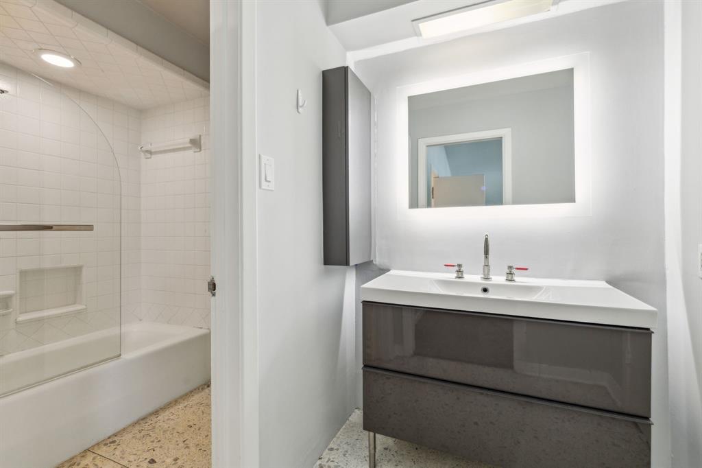 Russwood Acres 6th Instl Sec 3 - Residential