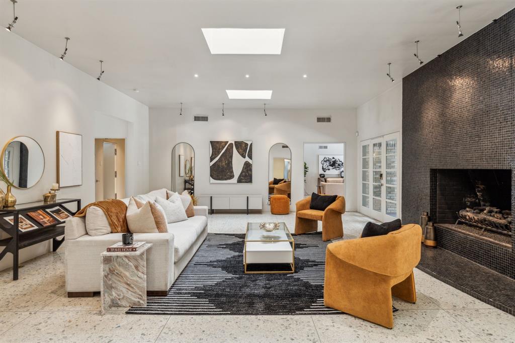 Russwood Acres 6th Instl Sec 3 - Residential